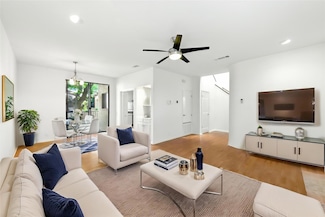 611 E 45th St Unit 15, Austin, TX 78751