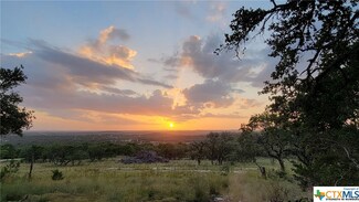 615 Crossman Rd, Fischer, TX 78623