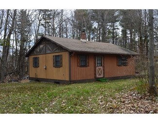 103 Sir Edwards Way, Becket, MA 01223