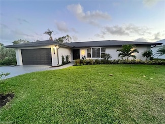 1132 Cypress Woods Dr, Naples, FL 34103