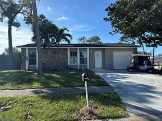 9750 68th St N, Pinellas Park, FL 33782