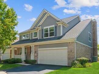 2017 Inverness Dr, Vernon Hills, IL 60061