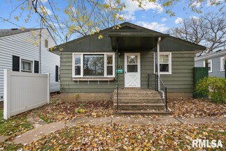333 14th St, Silvis, IL 61282