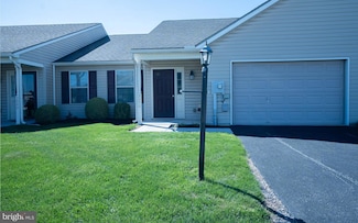 3070 Barley Cir Unit 64, Dover, PA 17315