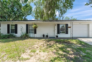 2710 W County Road 44, Eustis, FL 32726