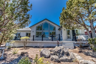 2952 NW Fairway Heights Dr, Bend, OR 97703