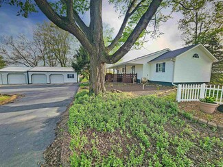 5047 U S 50, Montgomery, IN 47558