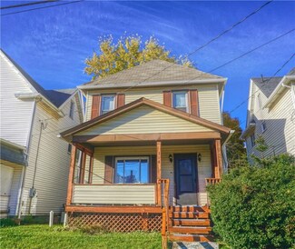 516 Eau Claire St, Butler, PA 16001