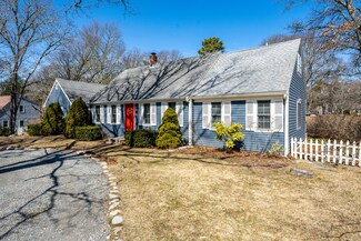 54 Calvin Hamblin Rd, Marstons Mills, MA 02648