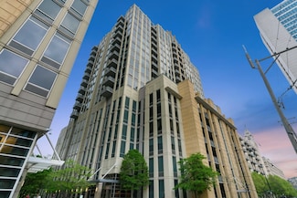 720 N Larrabee St Unit 1609, Chicago, IL 60654
