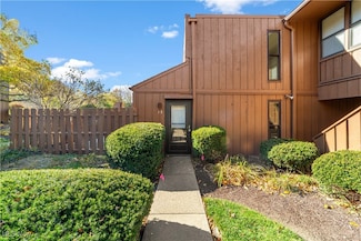 33803 Electric Blvd Unit D15, Avon Lake, OH 44012