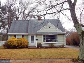 303 High St, Moorestown, NJ 08057