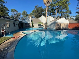 11603 Pebbleton Dr, Houston, TX 77070