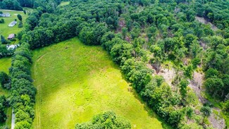 00A Commonwealth Ave, Ludlow, VT 05149