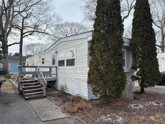 37 Hubbard Ave Unit 38, Riverhead, NY 11901
