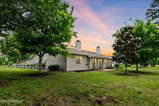 5937 Inland Greens Dr, Wilmington, NC 28405