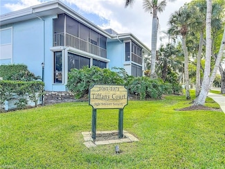 1071 8th St S Unit 103, Naples, FL 34102