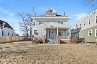 1076 21st St, Des Moines, IA 50311