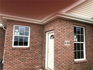122 Shelton Place Dr, Evans City, PA 16033