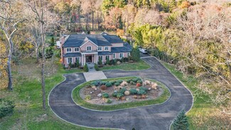 109 Wheatley Rd, Glen Head, NY 11545