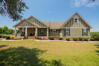 203 Murray McCranie Rd, Norman Park, GA 31771