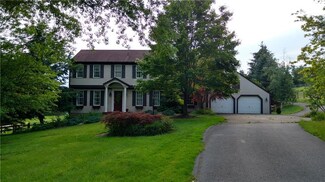 110 Seneca Farm Dr, Harmony, PA 16037