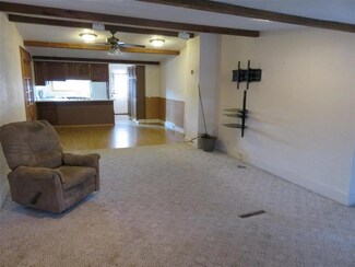 309 3rd St, Armstrong, IA 50514