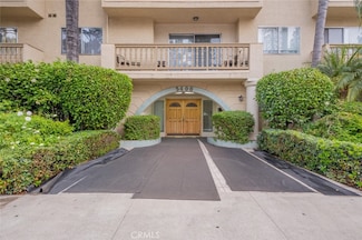 5400 Lindley Ave Unit 311, Encino, CA 91316