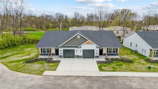 20 Timber Creek Dr, Carlisle, OH 45005