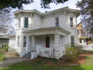600 Maple Row, Elkhart, IN 46514