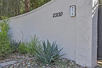 23130 Oxnard St, Woodland Hills, CA 91367