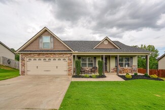 318 Gleaner Dr, Inman, SC 29349