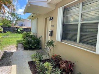 2982 SW 25th St Unit 2, Miami, FL 33133