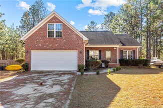 111 Lewis Ln, Pinebluff, NC 28373