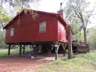 1300 Janning St, Coldspring, TX 77331