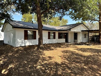 600 E Baseline Rd, Tipton, OK 73570