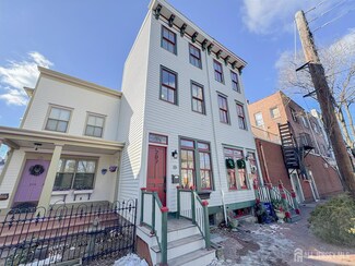 207 Jackson St, Trenton, NJ 08611