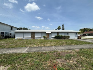 303 SW 33rd Terrace, Deerfield Beach, FL 33442