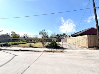7511 Hirsch Rd, Houston, TX 77016