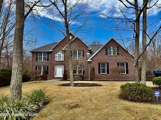 79 Colony Dr, Hazleton, PA 18202
