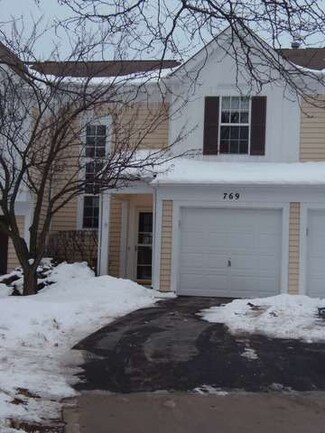 769 Spyglass Hill Ct, Elgin, IL 60123