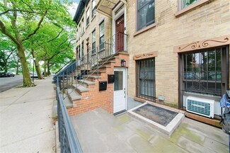 490 19th St, Brooklyn, NY 11215