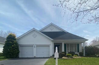 33 Pembrooke Way, Galloway, NJ 08205