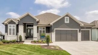 21709 W 80th Terrace, Lenexa, KS 66219
