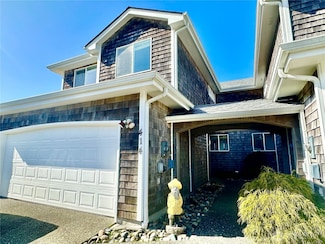 414 28th St NW, Long Beach, WA 98631