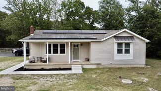 862 Carmel Rd, Millville, NJ 08332