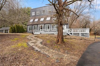 1520 Glenbrook Park Rd, Jeffersonville, IN 47130