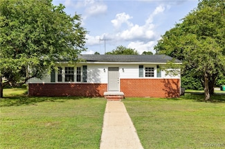 1909 Dinwiddie Ave, Hopewell, VA 23860