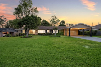 1309 Centennial Dr, Houston, TX 77055
