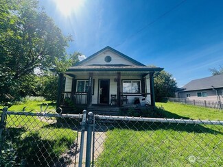 8226 A St, Tacoma, WA 98408